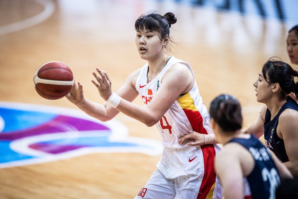 记者：利物浦等多支英超球队关注霍村21岁前锋拜尔本赛季6球4助德国天空体育名记FlorianPlettenberg报道，利物浦等多支英超球队有意霍芬海姆的德国前锋马克西米利安-拜尔。